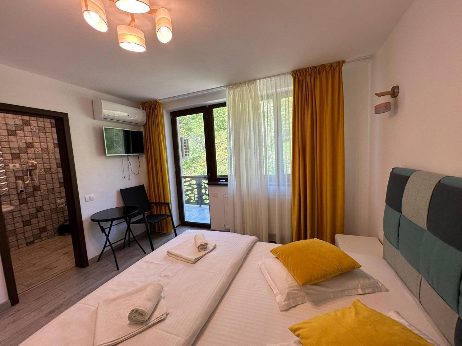 Bliss Dubova Bed & Breakfast Exterior photo
